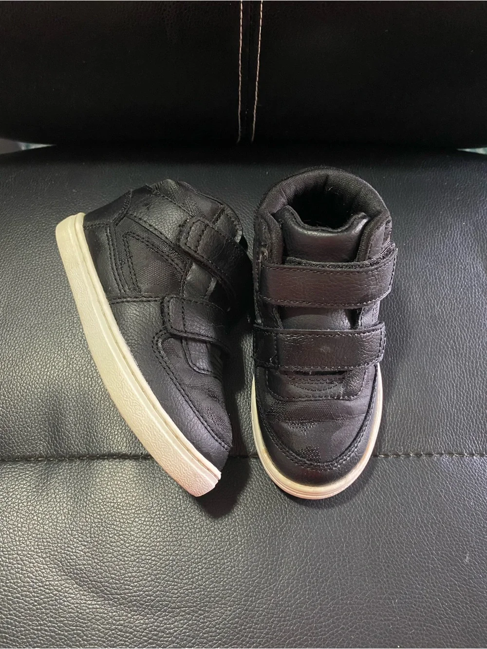 Children’s Place Black Velcro High-Top Sneakers Size 7